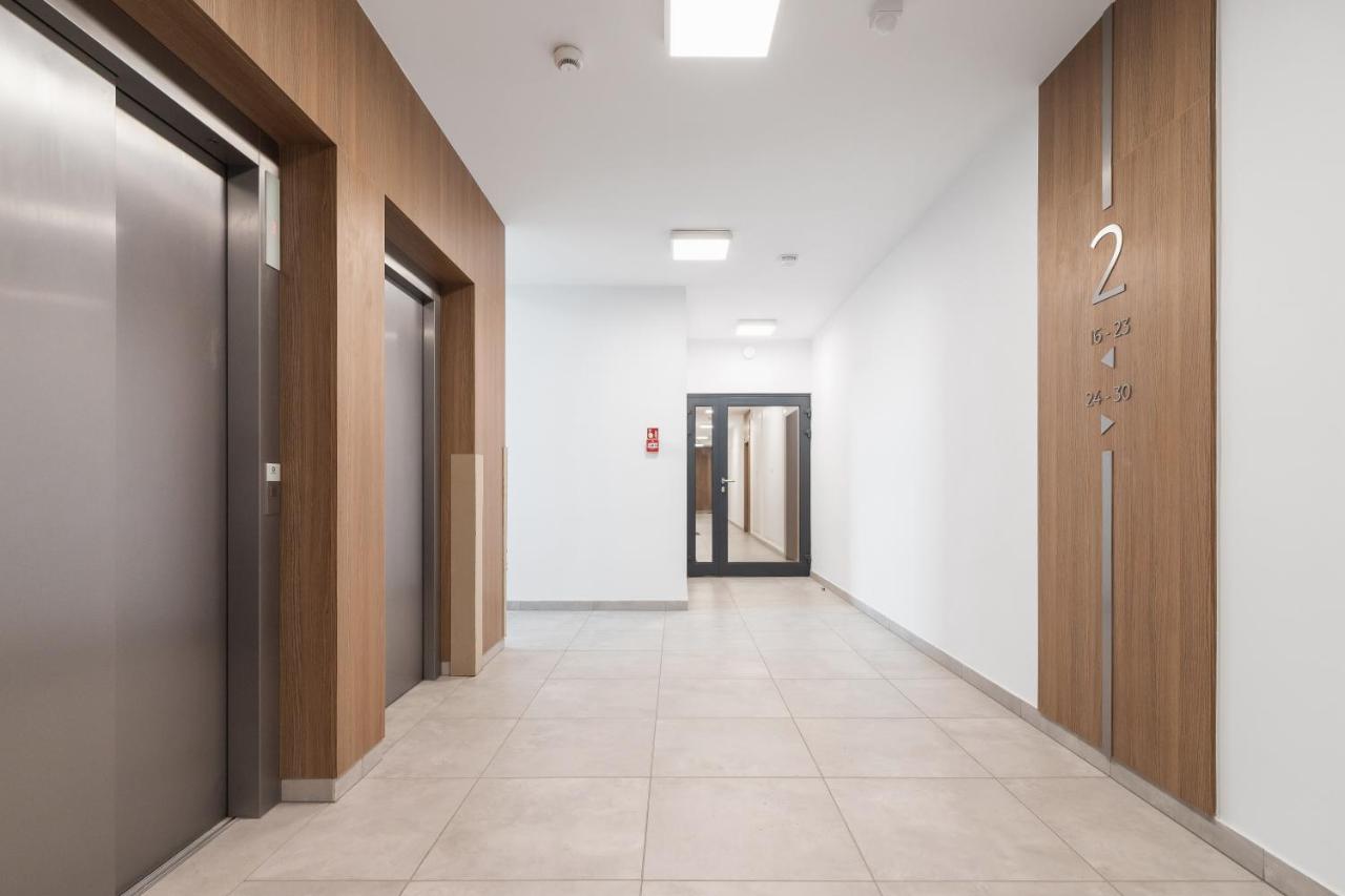 Lotniczowka Apartments By Renters Prestige Krakau Exterior foto